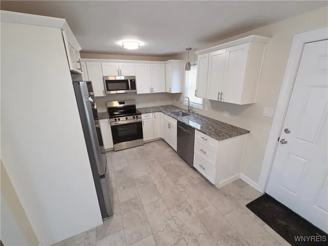 $2,500 | 300 Kerr Street, Lewiston, NY 14092