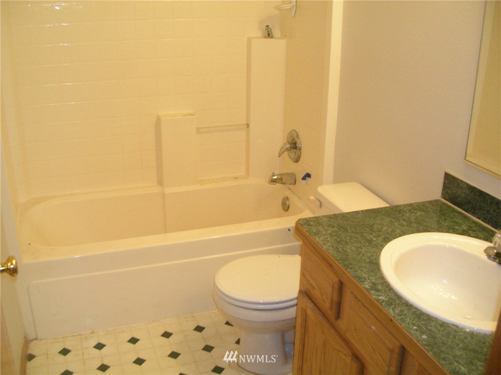 2415 Nicholas Road Ferndale, WA 98248 - Photo 4 of 9
