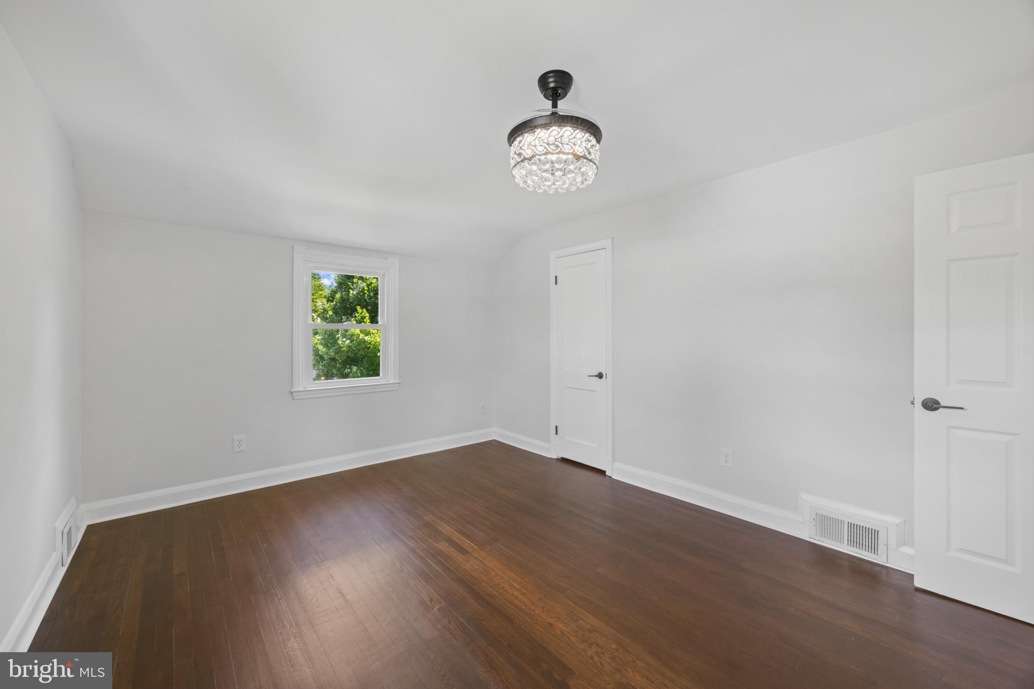 6506 Beverly Road Baltimore, MD 21239 - Photo 26 of 66 Primary Bedroom