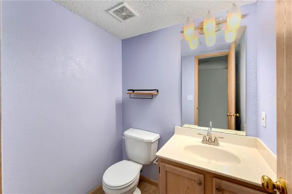 $205,000 | 1327 Southeast Broadway Circle, Lee's Summit, MO 64081
