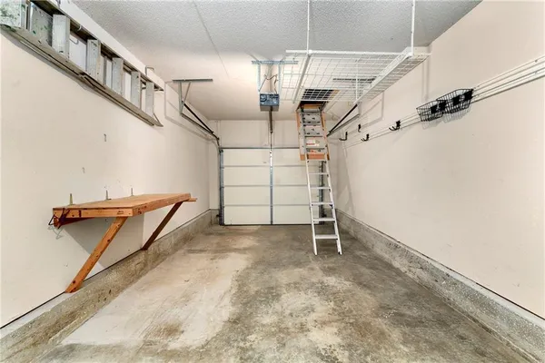 $205,000 | 1327 Southeast Broadway Circle, Lee's Summit, MO 64081