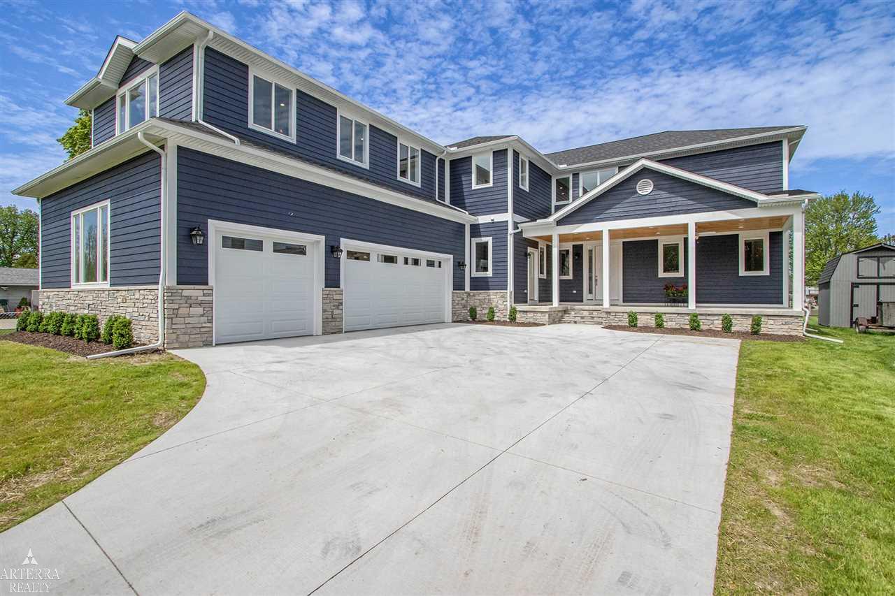 32945 Sutton Road New Baltimore, MI 48047 - Photo 1 of 66 31381230.JPG