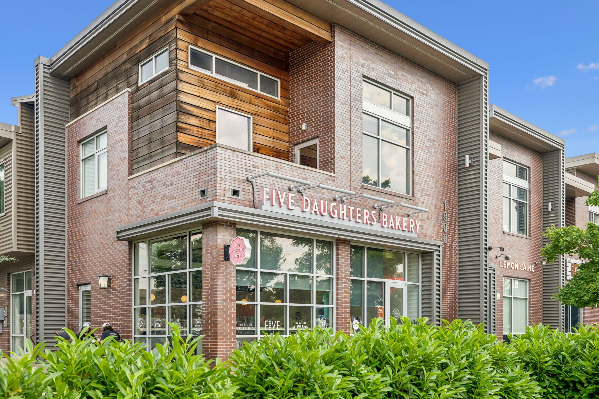 257 B Riverside Drive Nashville, TN 37206 - Photo 45 of 56 a front view of a building