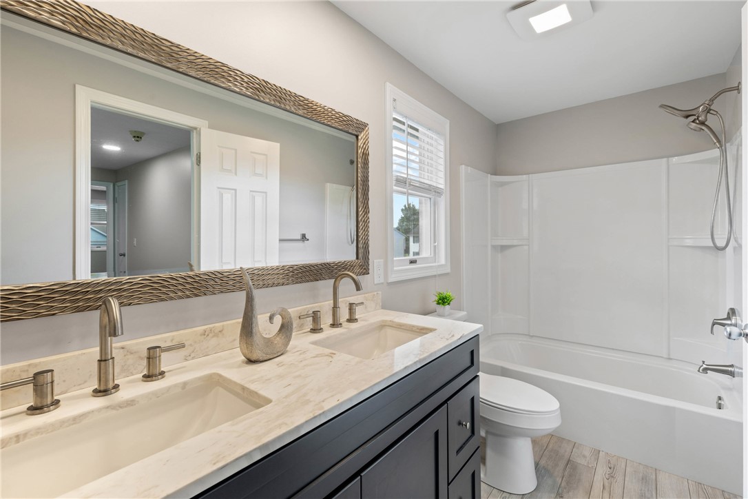 823 Bram Hall Drive Greece, NY 14626 - Photo 23 of 42