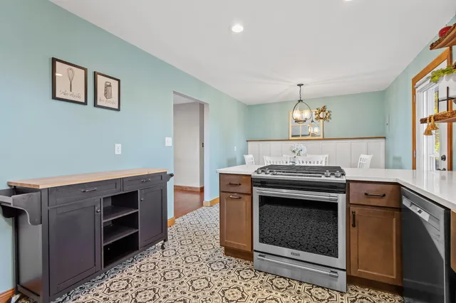 $399,000 | 530 South 300 East, Kouts, IN 46347