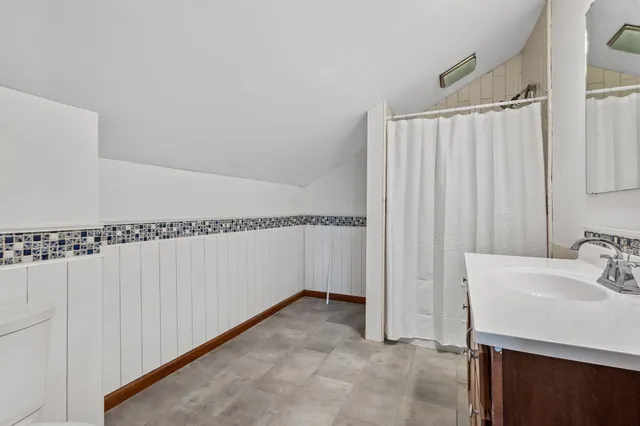 $399,000 | 530 South 300 East, Kouts, IN 46347