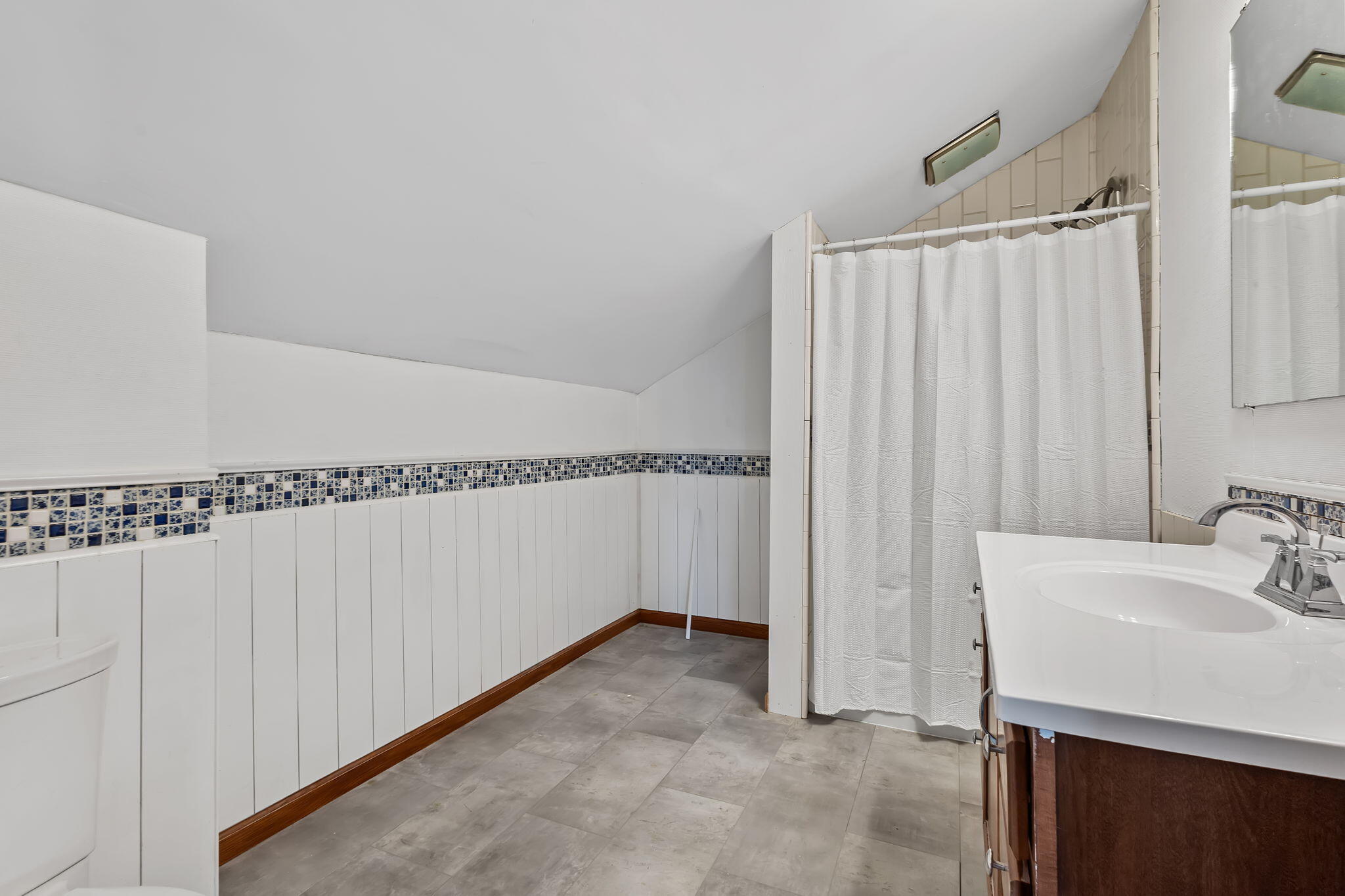 530 South 300 East Kouts, IN 46347 - Photo 23 of 42 a view of a utility room with a sink