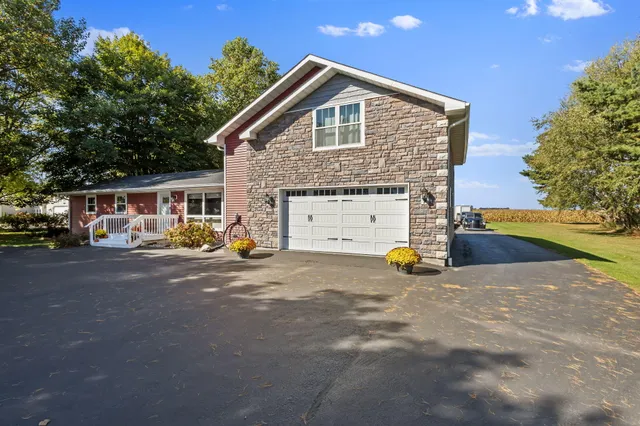 $399,000 | 530 South 300 East, Kouts, IN 46347