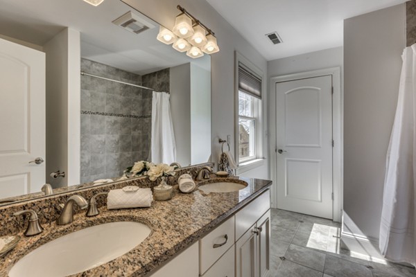 186 Cedar Street Lexington, MA 02421 - Photo 11 of 22 Gallery Image 11
