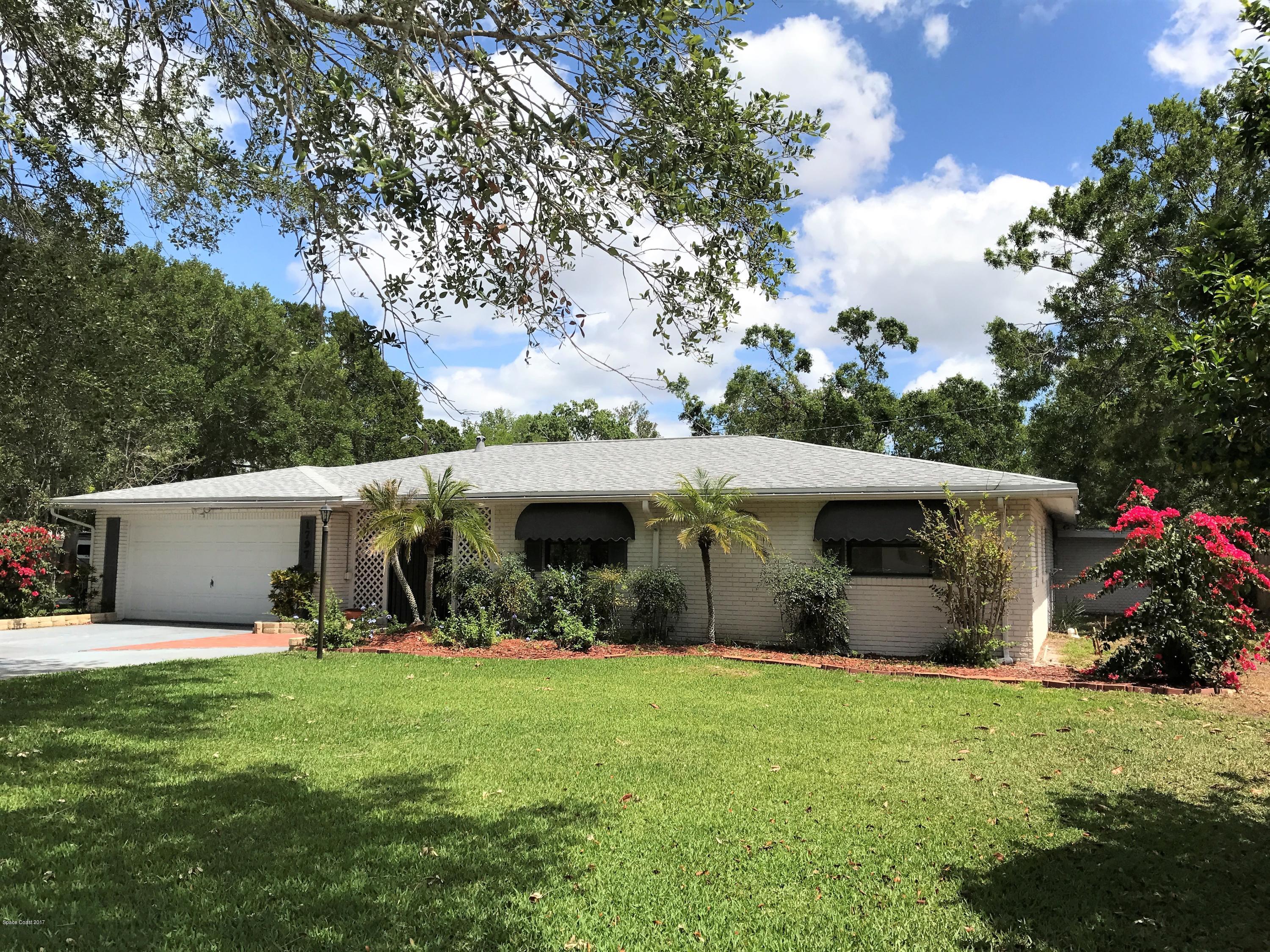 1797 North Carpenter Road Titusville, FL 32796 - Photo 1 of 19 IMG_0979 (2)