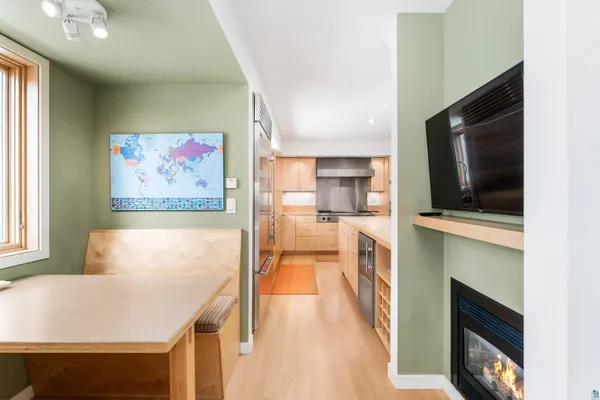 $879,900 | 1938 Middle Lane, Duluth, MN 55811