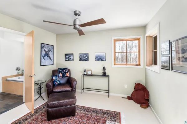 $879,900 | 1938 Middle Lane, Duluth, MN 55811