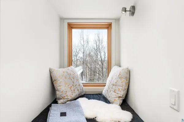 $879,900 | 1938 Middle Lane, Duluth, MN 55811