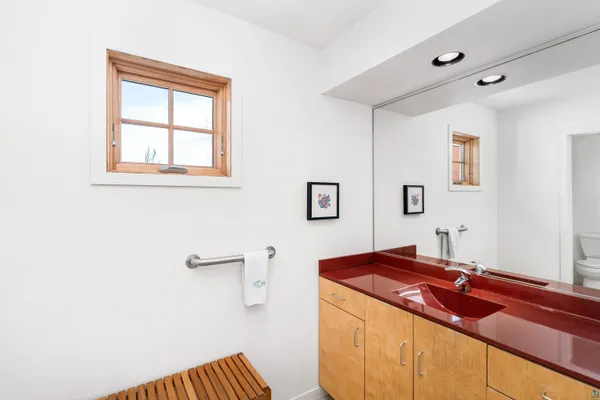 $879,900 | 1938 Middle Lane, Duluth, MN 55811