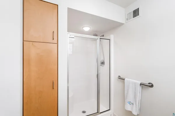 $879,900 | 1938 Middle Lane, Duluth, MN 55811