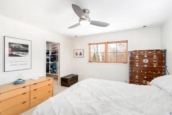 $879,900 | 1938 Middle Lane, Duluth, MN 55811