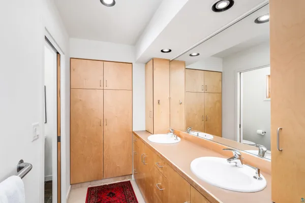 $879,900 | 1938 Middle Lane, Duluth, MN 55811