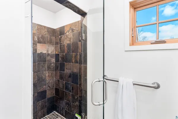 $879,900 | 1938 Middle Lane, Duluth, MN 55811