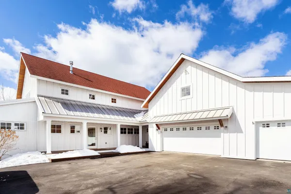 $879,900 | 1938 Middle Lane, Duluth, MN 55811