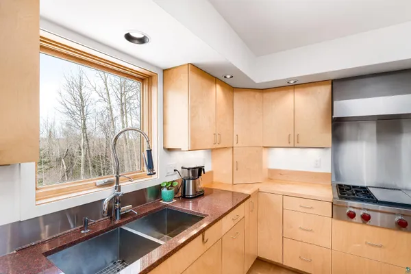 $879,900 | 1938 Middle Lane, Duluth, MN 55811