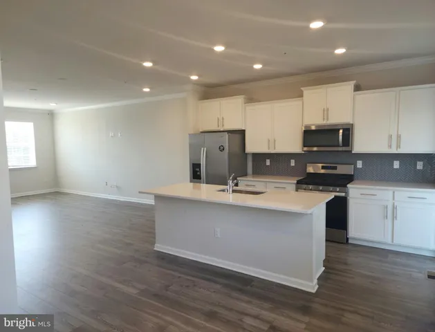 $3,300 | 4 Axios Way, Rosedale, MD 21237