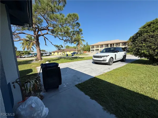 $465,000 | 11401-403 Char Ann Drive, Unit 403, Fort Myers, FL 33908