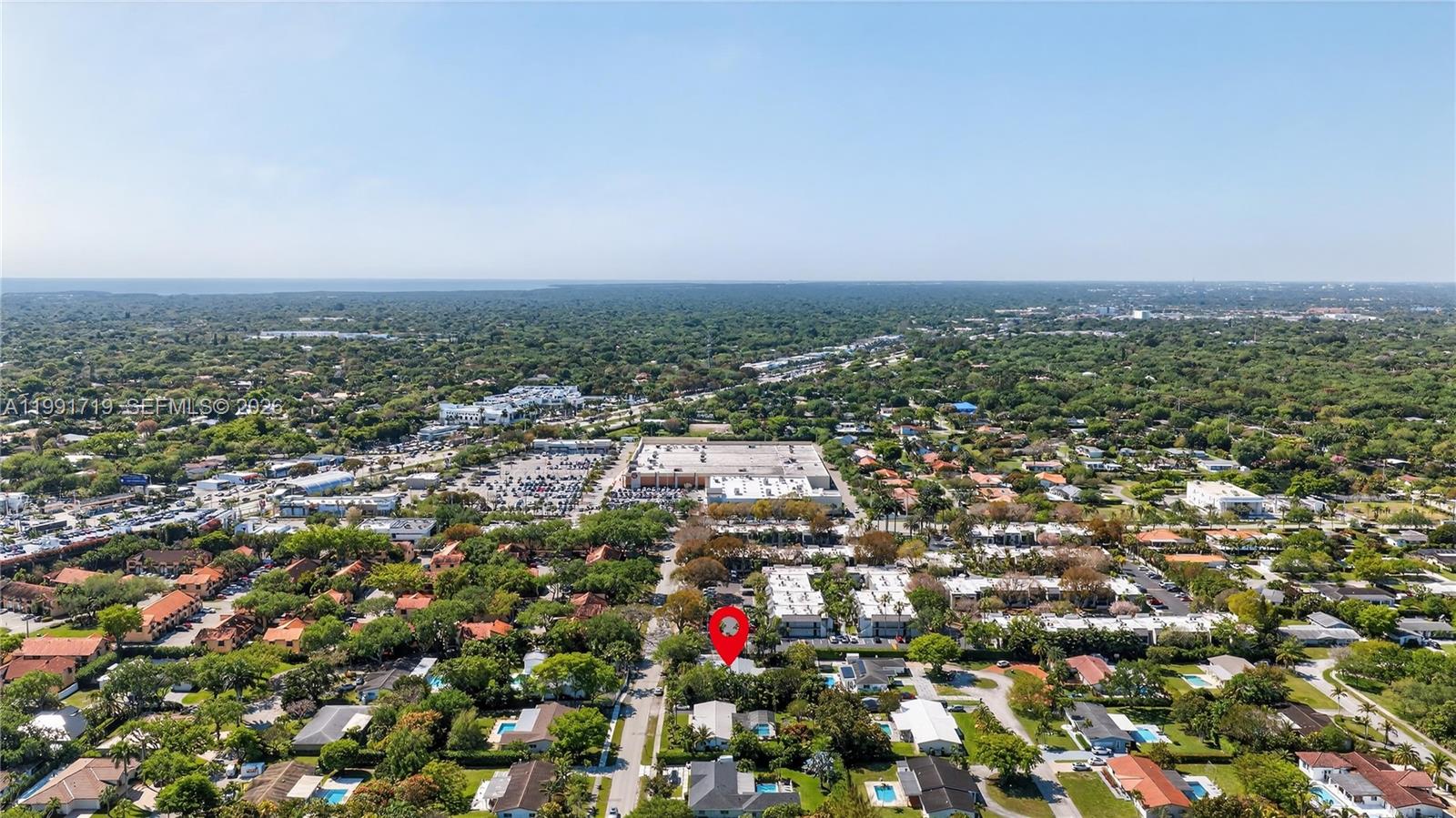 10142 Southwest 79th Avenue Miami, FL 33156 - Photo 11 of 53