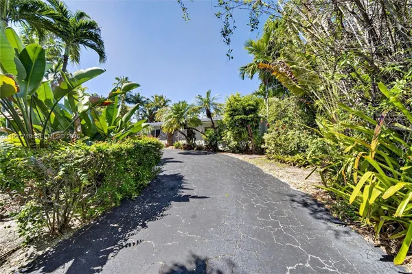 $6,295 | 10142 Southwest 79th Avenue, Miami, FL 33156