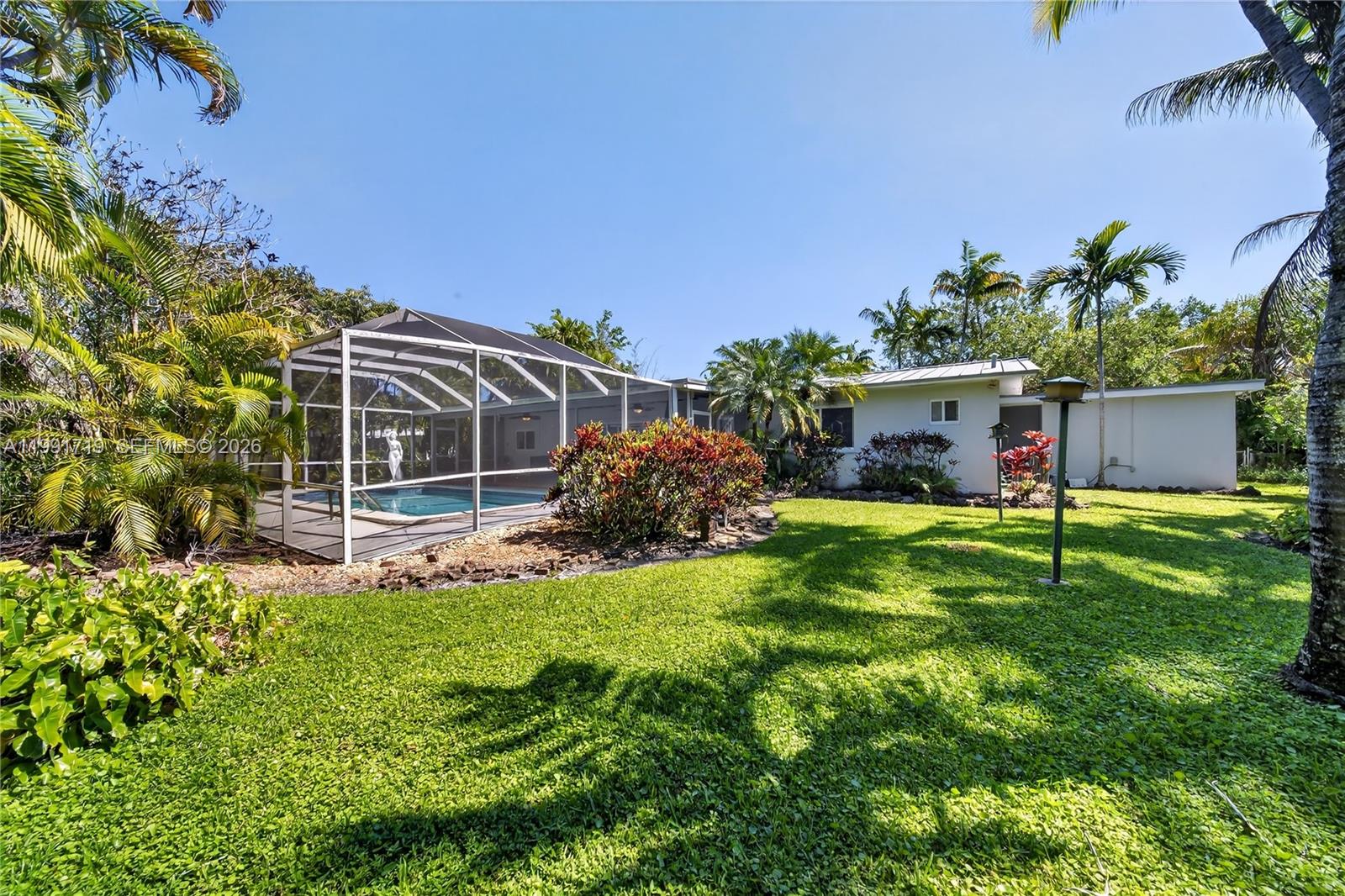 10142 Southwest 79th Avenue Miami, FL 33156 - Photo 2 of 53