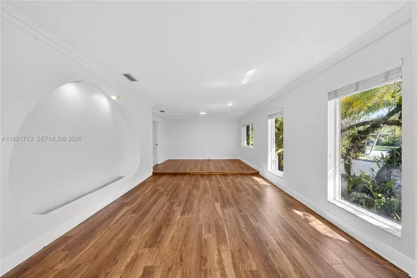 $6,295 | 10142 Southwest 79th Avenue, Miami, FL 33156