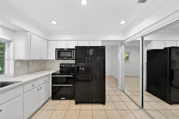 $6,295 | 10142 Southwest 79th Avenue, Miami, FL 33156