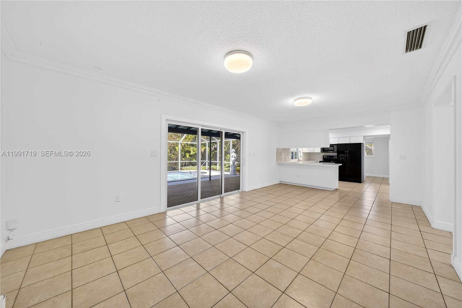 10142 Southwest 79th Avenue Miami, FL 33156 - Photo 34 of 53