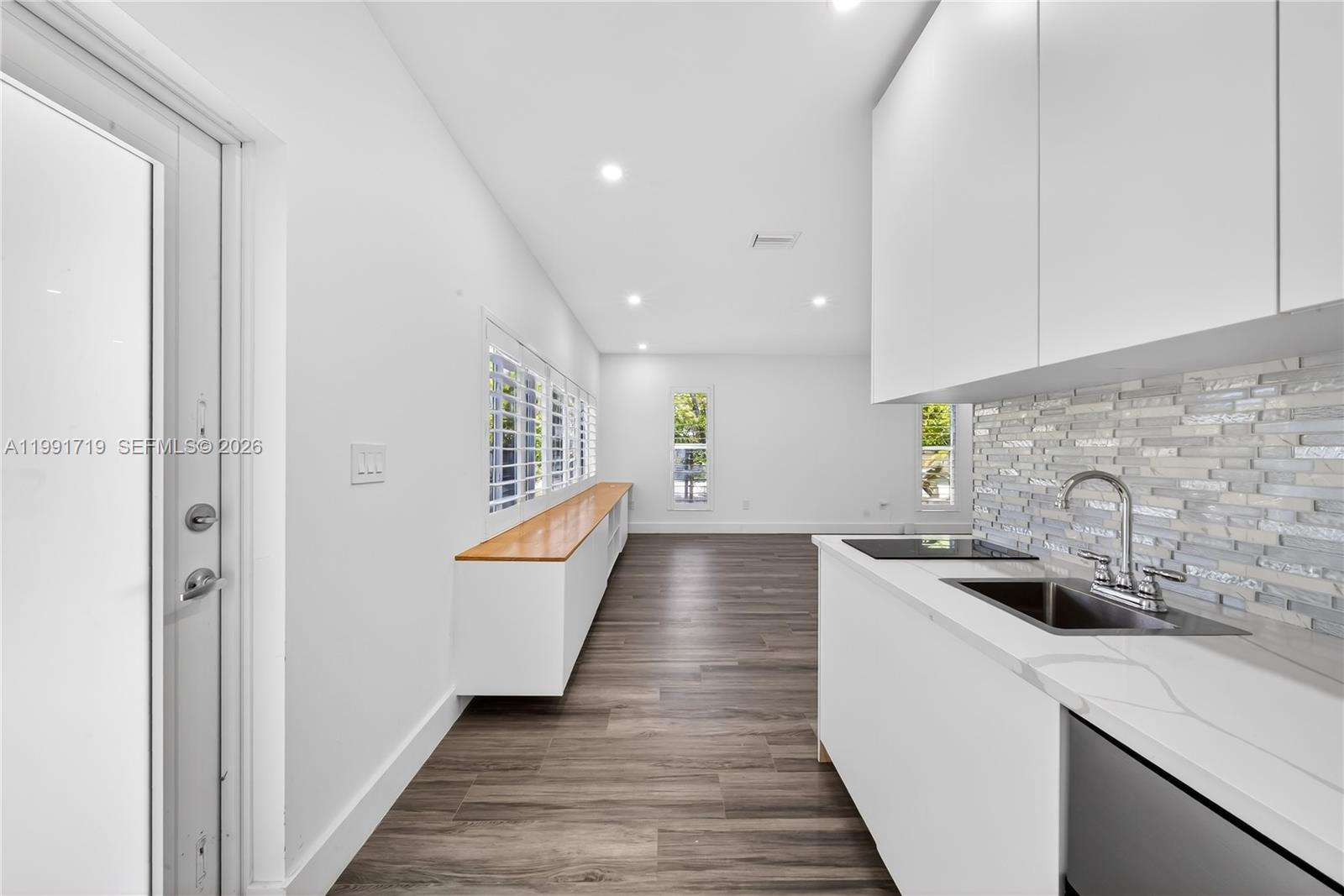 10142 Southwest 79th Avenue Miami, FL 33156 - Photo 43 of 53