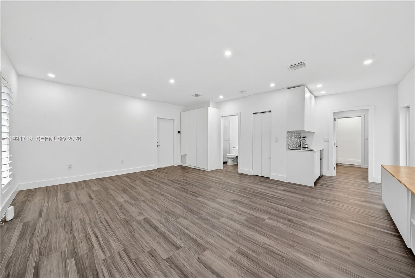 10142 Southwest 79th Avenue Miami, FL 33156 - Photo 45 of 53