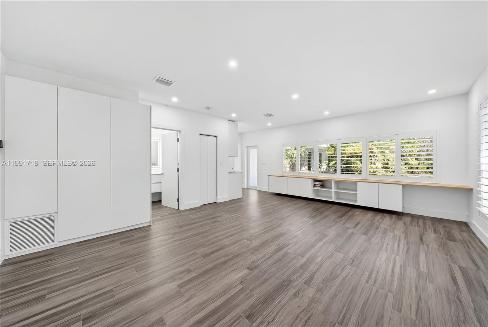 10142 Southwest 79th Avenue Miami, FL 33156 - Photo 46 of 53