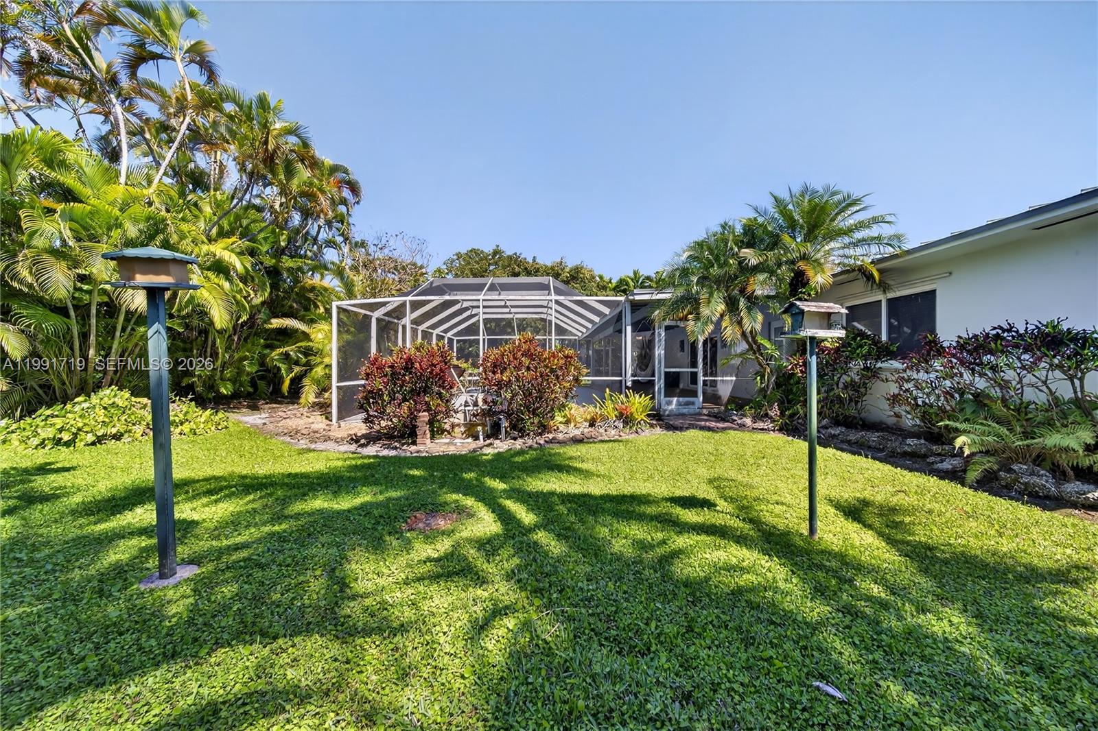 10142 Southwest 79th Avenue Miami, FL 33156 - Photo 51 of 53