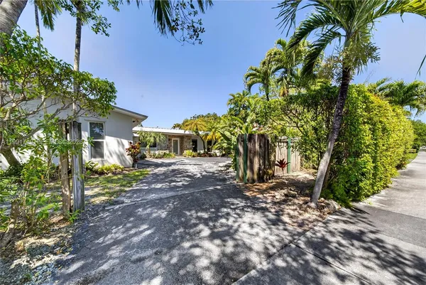 $6,295 | 10142 Southwest 79th Avenue, Miami, FL 33156