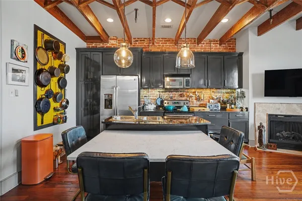 $698,000 | 101 Barnard Street, Unit 401, Savannah, GA 31401
