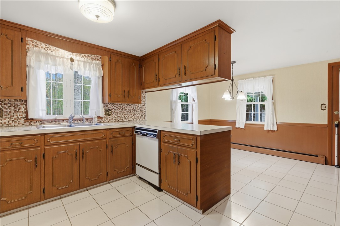 2 High Ridge Drive Cumberland, RI 02864 - Photo 17 of 49