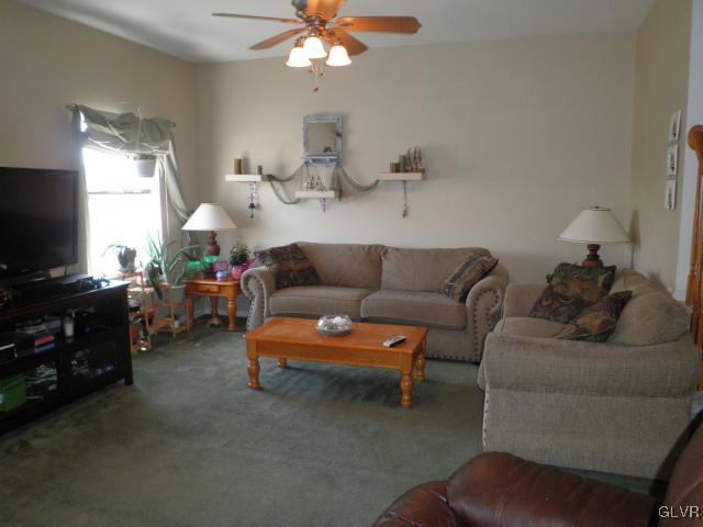 1241 Old Gate Road Northampton, PA 18067 - Photo 8 of 27 Gallery Image 8