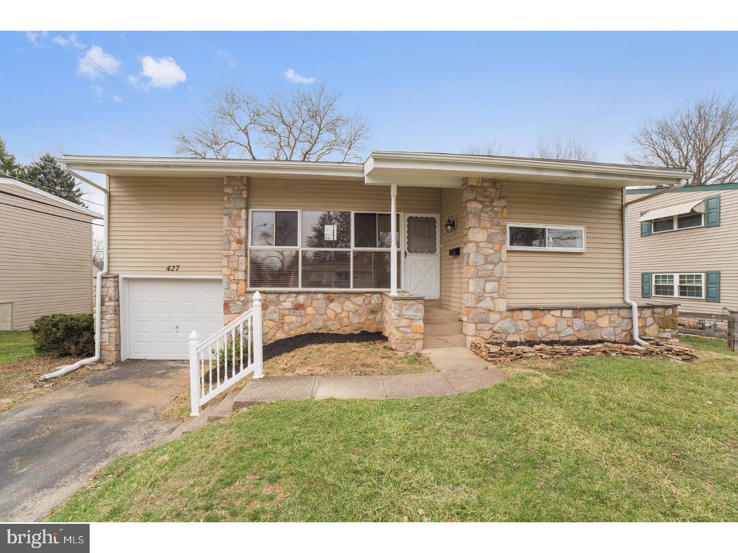 427 Haywood Road Ambler, PA 19002 - Photo 2 of 21 Gallery Image 2
