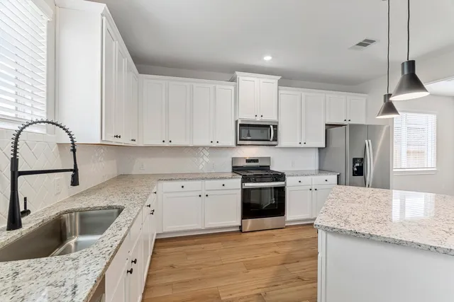 $3,285 | 10518 Sutter Crk Drive, Iowa Colony, TX 77583