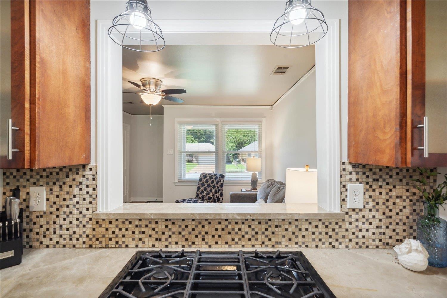 5013 New Castle Road Memphis, TN 38117 - Photo 17 of 28 a bathroom with a sink and a mirror