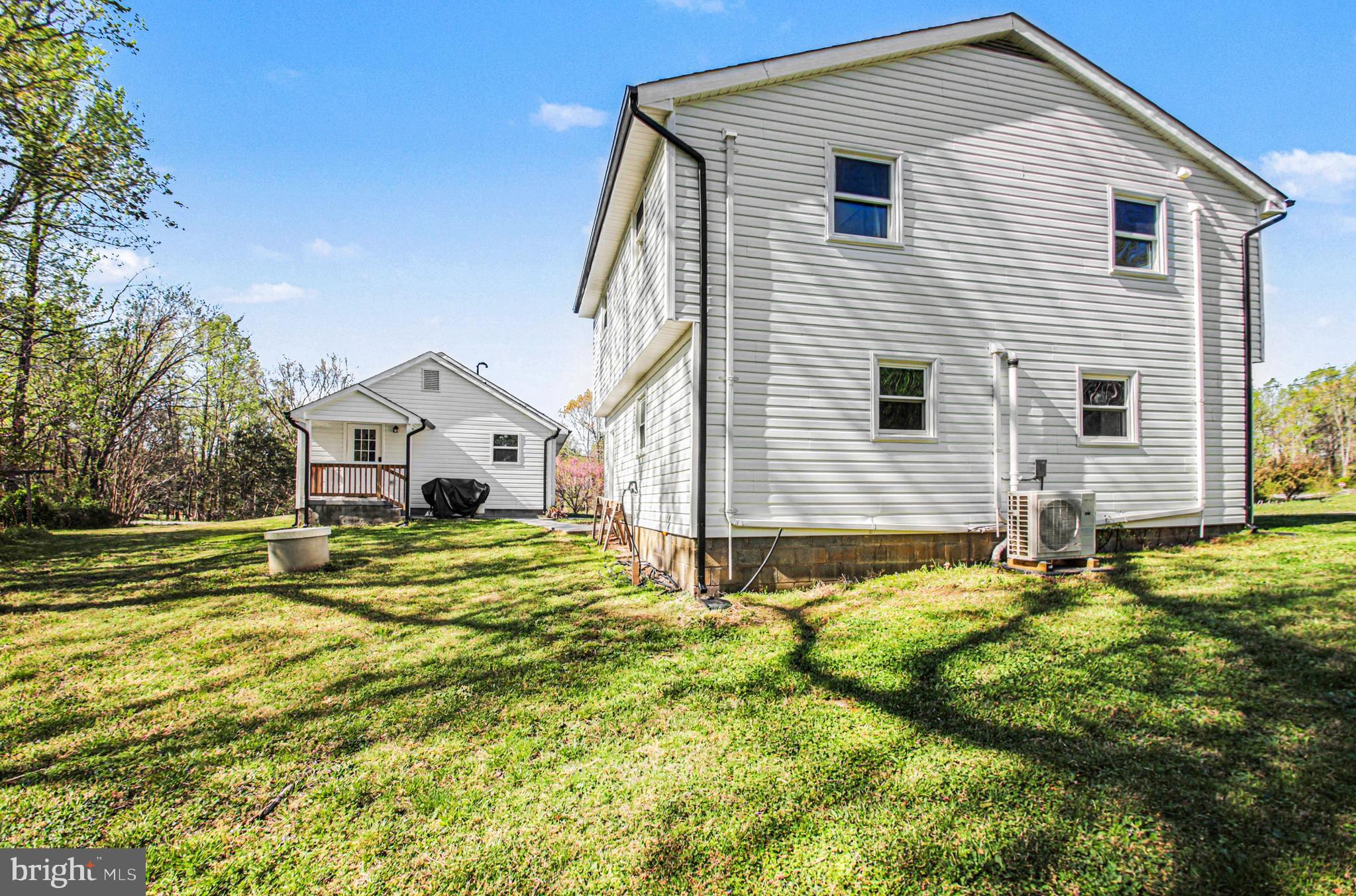 2137 Chapel Way King George, VA 22485 - Photo 59 of 65 a front view of house with yard and green space