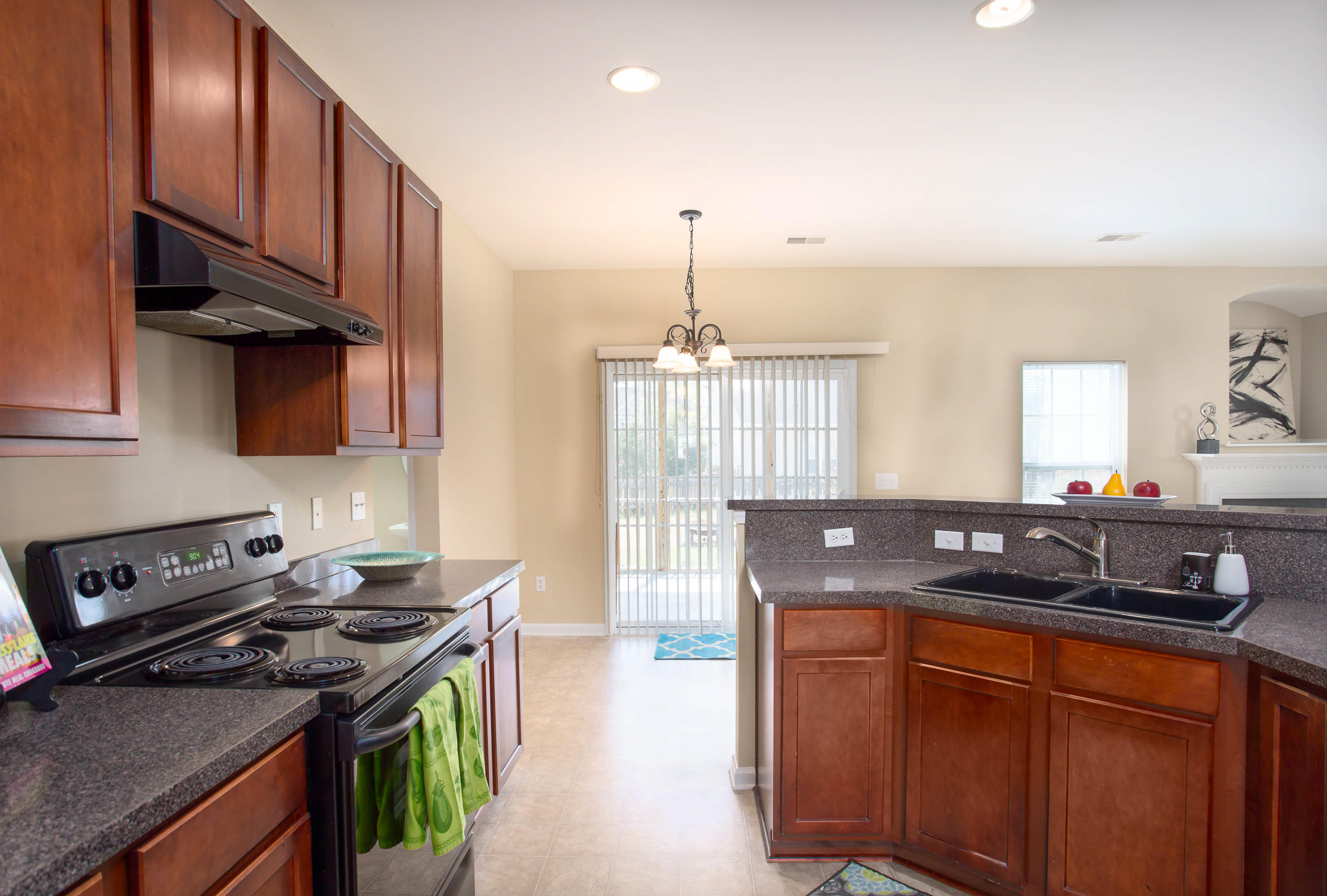 1502 Solstice Court Hanahan, SC 29410 - Photo 7 of 22 13--FULL