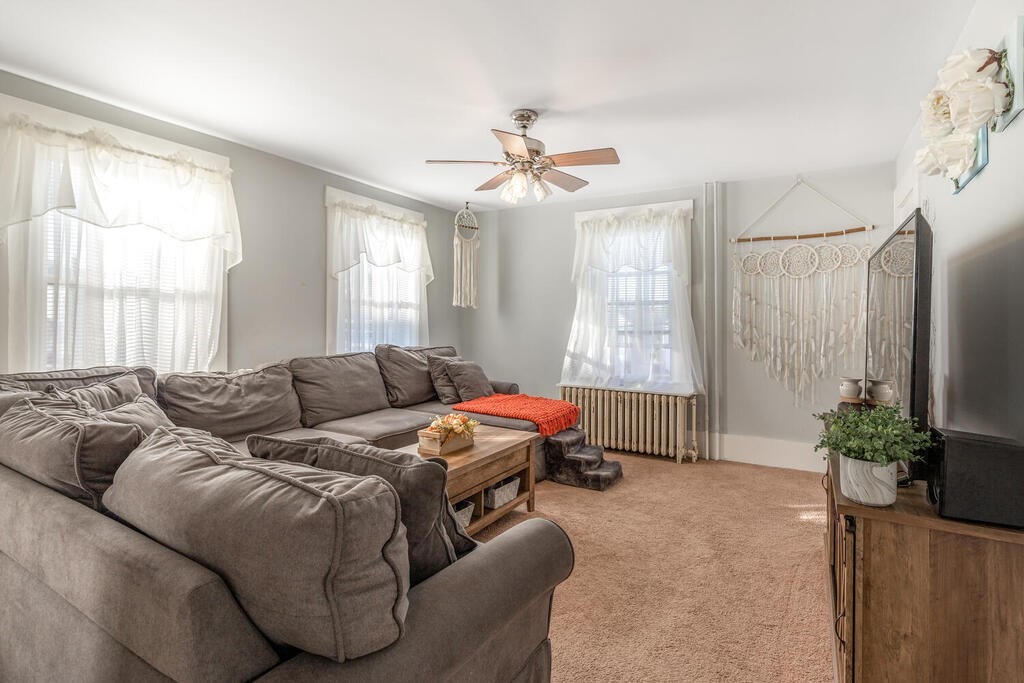 29 Prospect Street Gloucester, MA 01930 - Photo 17 of 28