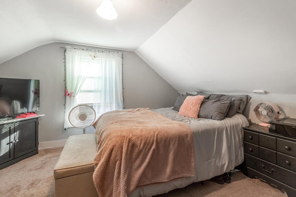 29 Prospect Street Gloucester, MA 01930 - Photo 26 of 28