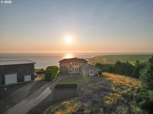 a view of a city street from a yard