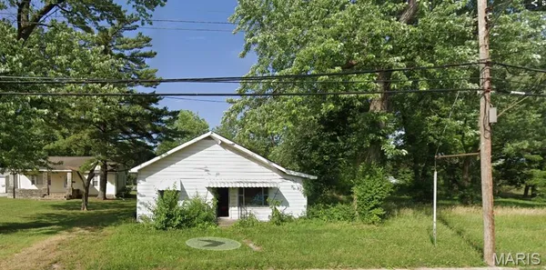 $12,000 | 825 Mildred Avenue, Cahokia, IL 62206