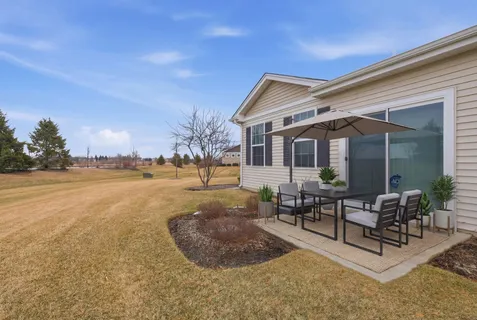 $299,000 | 1882 Southern Circle, Unit 1882, Pingree Grove, IL 60140